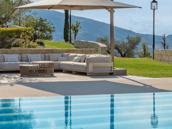 Piscina e degustazione Piscina e degustazione
